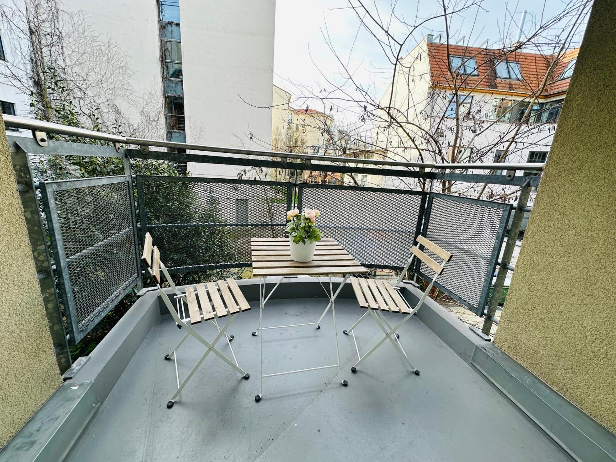Urban Flats Berlin Aparthotel ภายนอก รูปภาพ